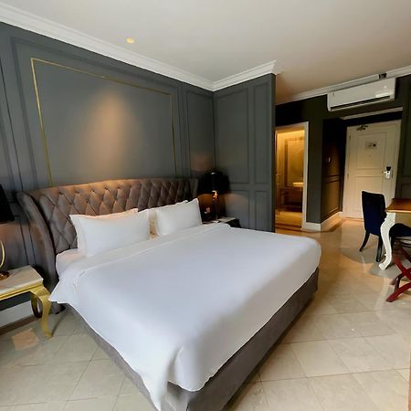 Grand Eska Hotel & Suites Batam Nagoya Eksteriør bilde