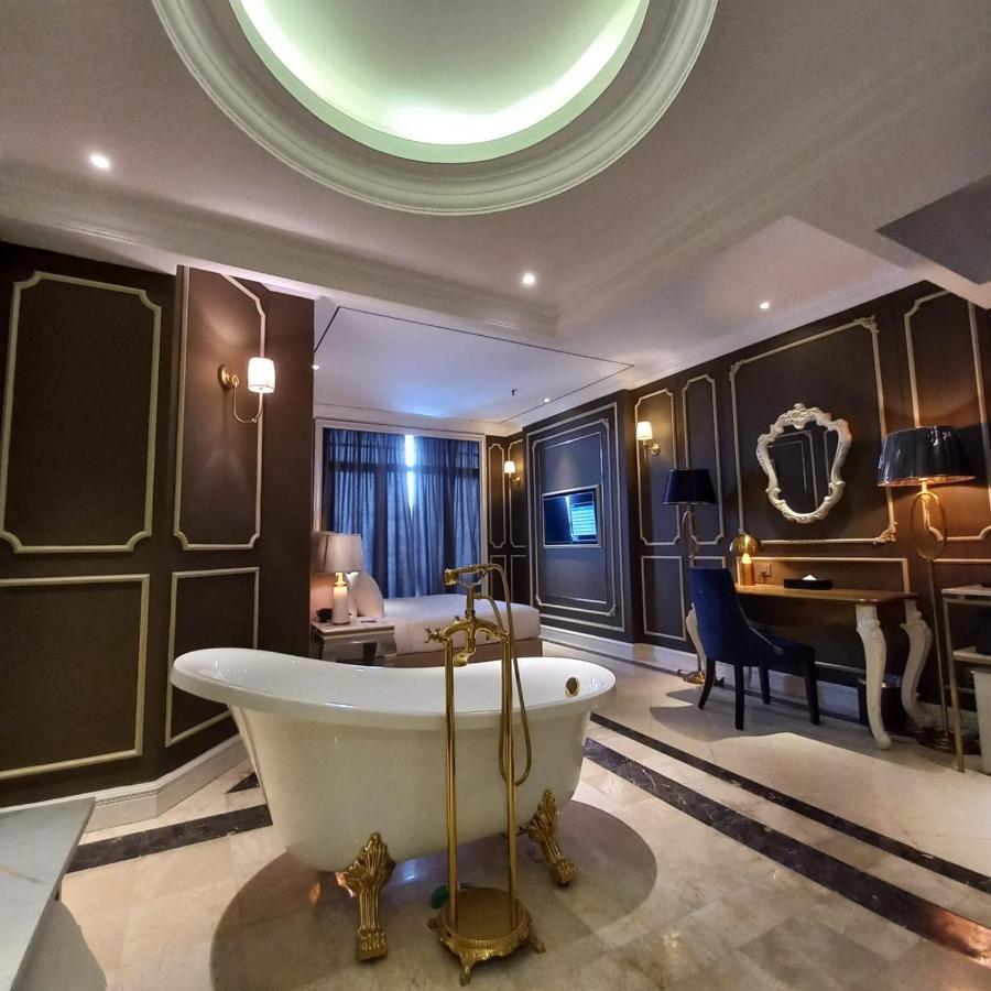Grand Eska Hotel & Suites Batam Nagoya Eksteriør bilde