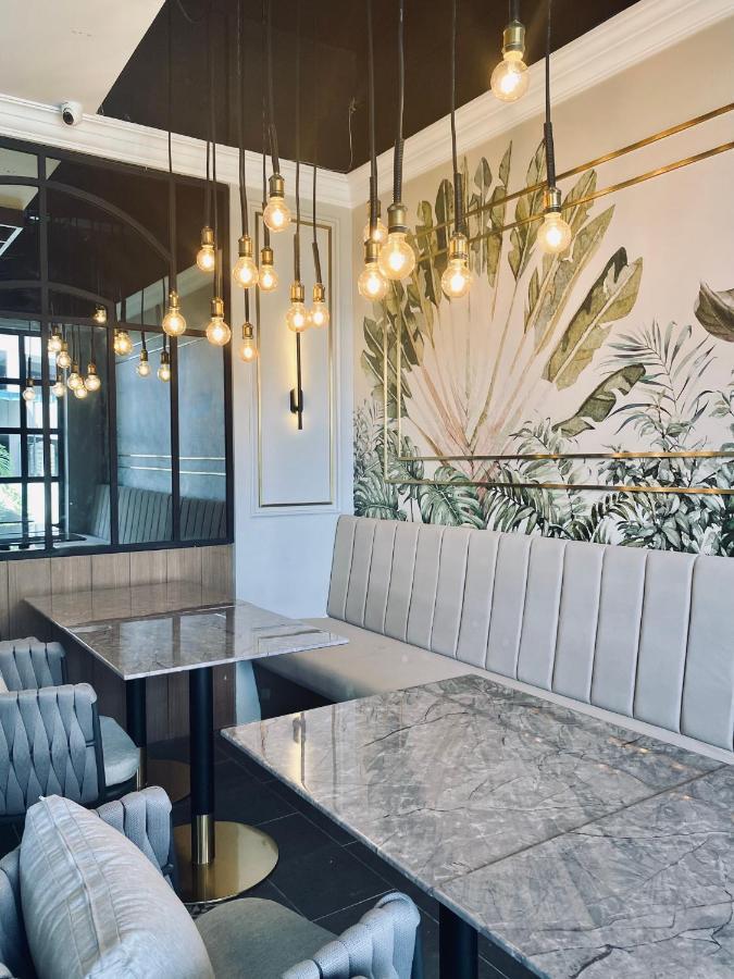 Grand Eska Hotel & Suites Batam Nagoya Eksteriør bilde