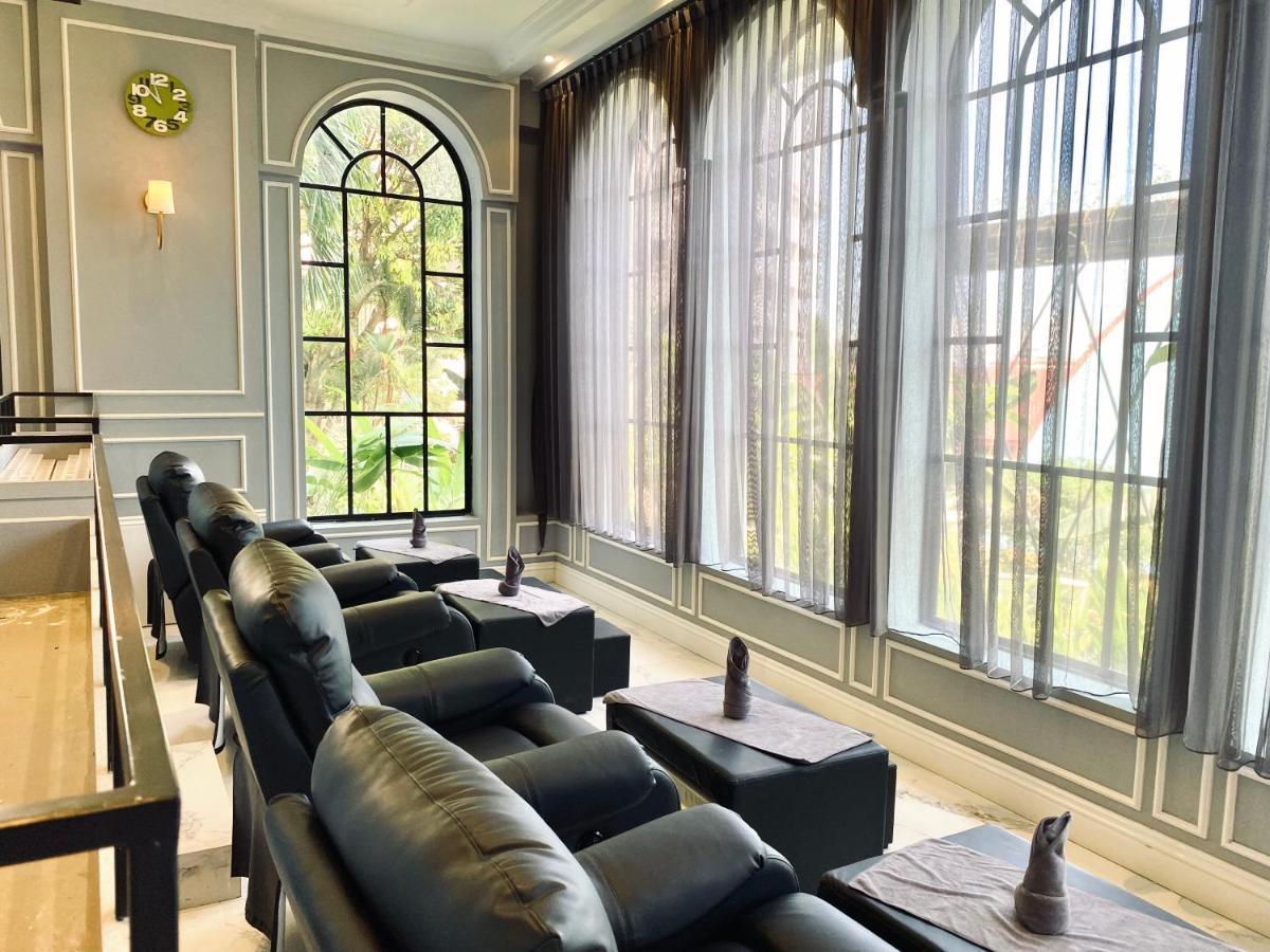 Grand Eska Hotel & Suites Batam Nagoya Eksteriør bilde