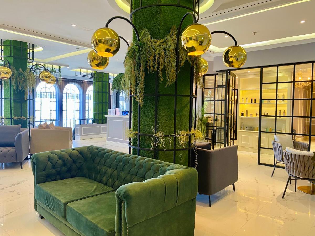 Grand Eska Hotel & Suites Batam Nagoya Eksteriør bilde