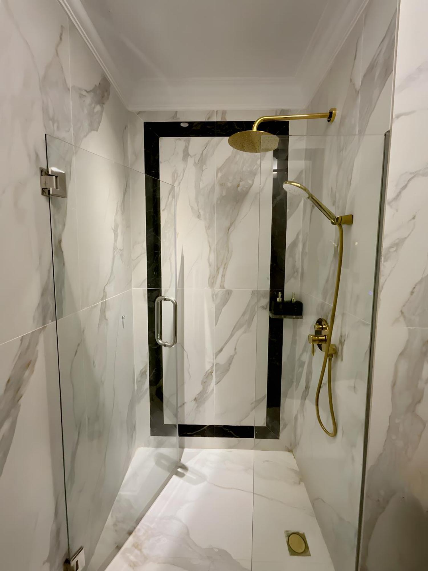 Grand Eska Hotel & Suites Batam Nagoya Eksteriør bilde