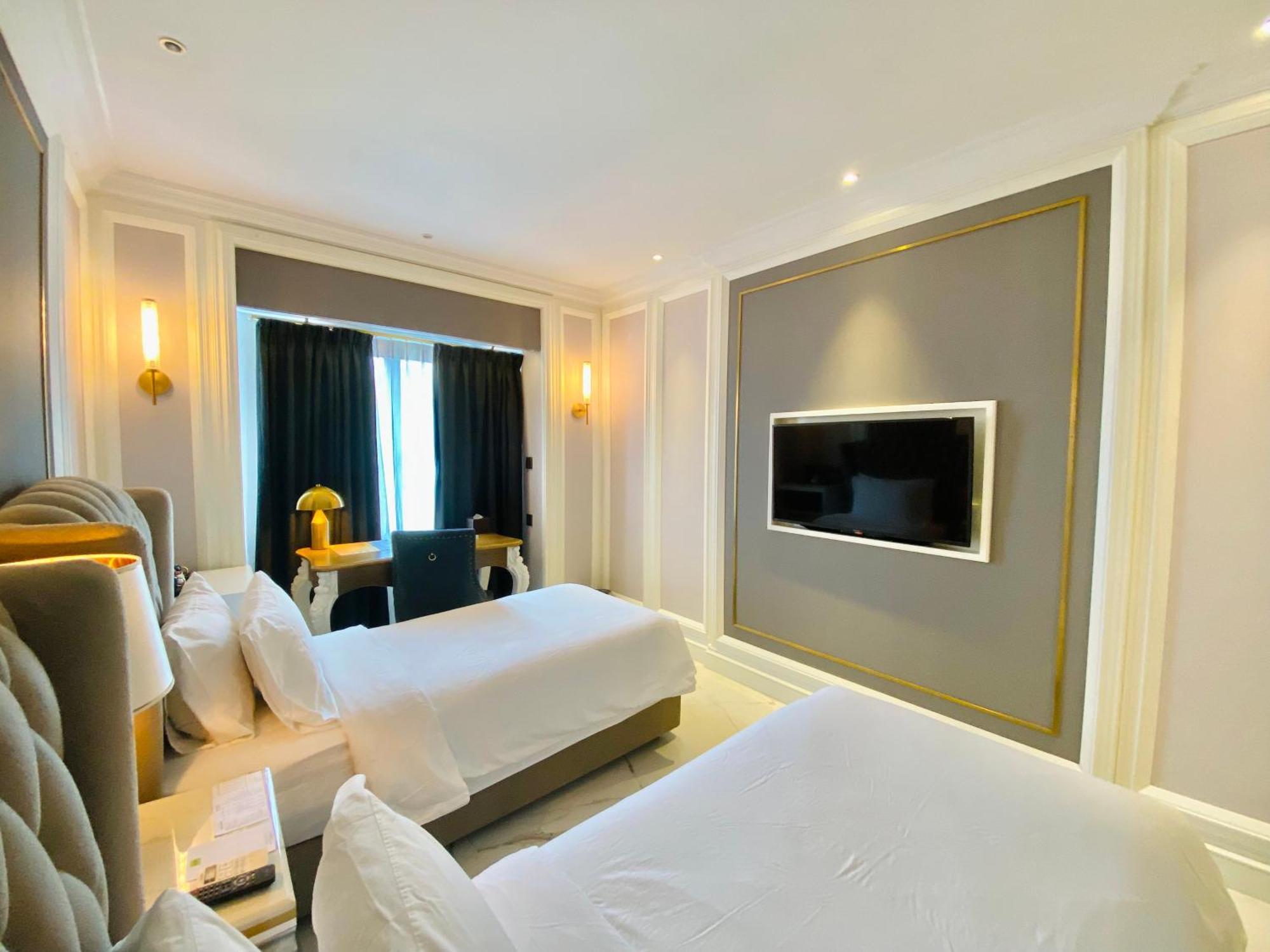 Grand Eska Hotel & Suites Batam Nagoya Eksteriør bilde