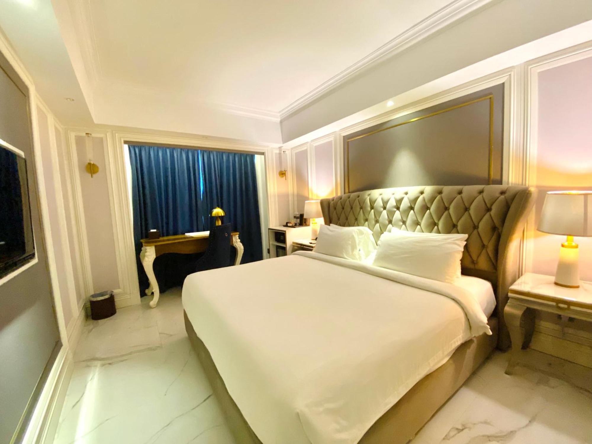 Grand Eska Hotel & Suites Batam Nagoya Eksteriør bilde